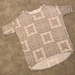LuLaRoe “Irma” Tunic Top